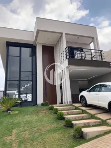 Casa de Condomínio com 3 Quartos à venda, 240m² no Jardim Celeste, Jundiaí