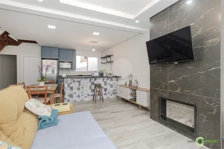 Casa com 4 Quartos à venda, 168m² no Chácara das Pedras, Porto Alegre