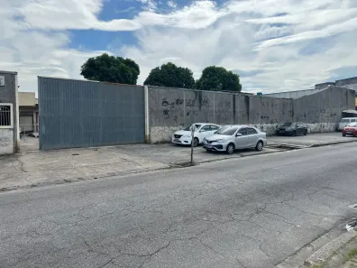 Galpão/Depósito/Armazém à venda, 2925m² no Turiaçu, Rio de Janeiro