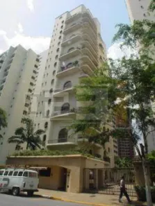 Apartamento com 3 Quartos à venda, 212m² no Vila Uberabinha, São Paulo