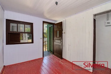 Casa com 2 Quartos para alugar, 468m² no Rubem Berta, Porto Alegre