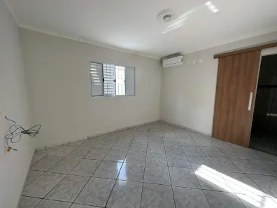 Casa com 2 Quartos para alugar, 105m² no Parque Mãe Preta, Rio Claro
