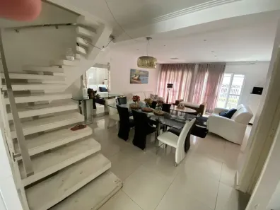 Sobrado com 4 Quartos à venda, 330m² no Vila São Francisco, São Paulo