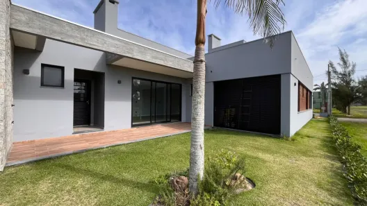 Casa com 3 Quartos à venda, 300m² no , Balneário Gaivota
