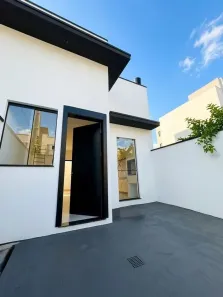 Casa com 2 Quartos à venda, 98m² no Rio Pequeno, Camboriú