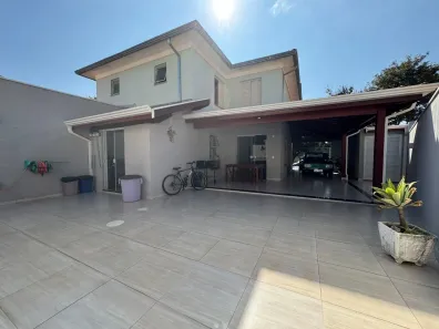Casa com 3 Quartos à venda, 135m² no Parque Villa Flores, Sumaré