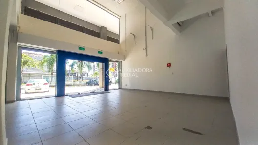 Ponto Comercial para alugar, 300m² no São João, Porto Alegre