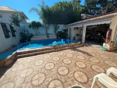 Casa com 4 Quartos à venda, 194m² no Santa Mônica, Florianópolis
