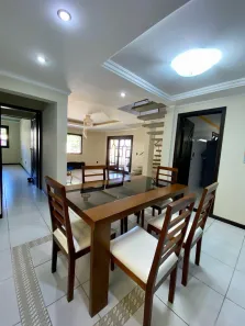 Casa com 3 Quartos à venda, 220m² no Lagoa da Conceição, Florianópolis