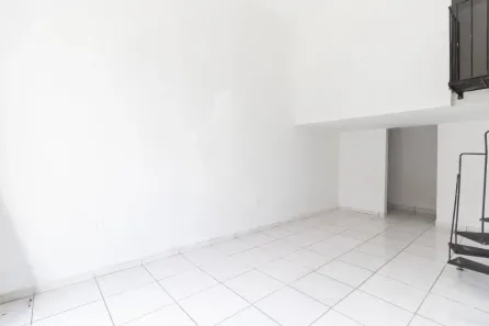 Ponto Comercial com 3 Quartos para alugar, 31m² no Vila Ede, São Paulo