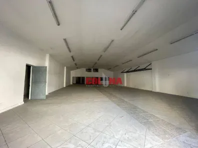 Ponto Comercial para alugar, 400m² no Sete Pontes, São Gonçalo