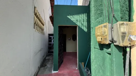 Casa com 2 Quartos para alugar, 80m² no Rodolfo Teófilo, Fortaleza