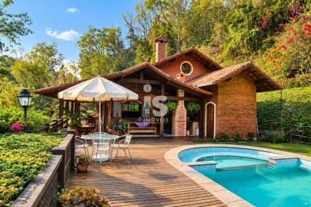 Casa de Condomínio com 4 Quartos à venda, 3406m² no Roseiral, Petrópolis