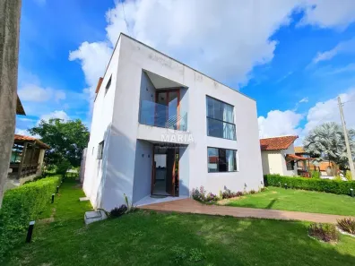Casa de Condomínio com 4 Quartos à venda, 250m² no , Chã Grande