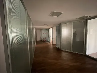 Sala Comercial para alugar, 480m² no Cerqueira César, São Paulo