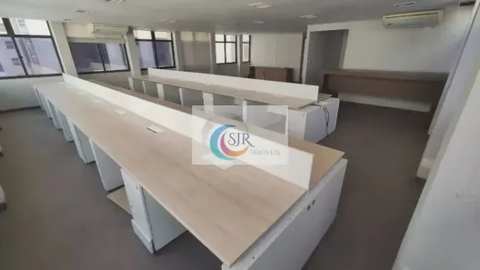 Sala Comercial para alugar, 230m² no Vila Olímpia, São Paulo