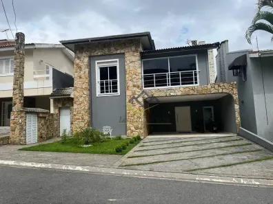 Casa de Condomínio com 3 Quartos à venda, 305m² no Alphaville, Santana de Parnaíba
