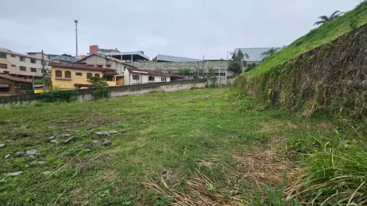 para alugar, 2200m² no Cachoeirinha, Belo Horizonte