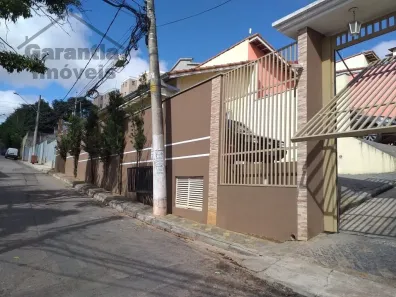 Casa de Condomínio com 2 Quartos para alugar, 83m² no Metalúrgicos, Osasco