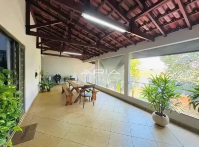 Casa com 4 Quartos à venda, 317m² no Veraliz, Londrina