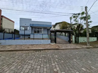 Casa com 3 Quartos para alugar, 266m² no Esplanada, Caxias do Sul