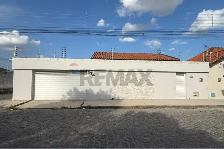 Casa com 3 Quartos à venda, 160m² no Serrotão, Campina Grande