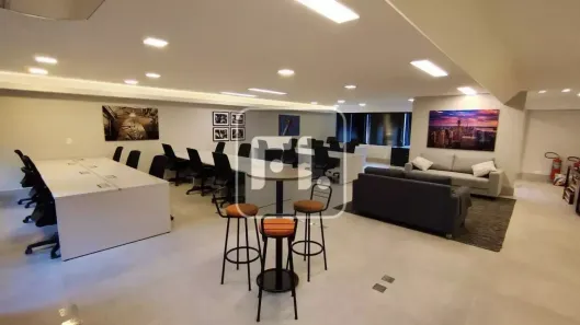 Sala Comercial à venda, 184m² no Vila Olímpia, São Paulo