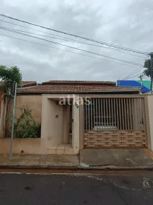 Casa com 3 Quartos à venda, 140m² no Cecap, São José do Rio Preto