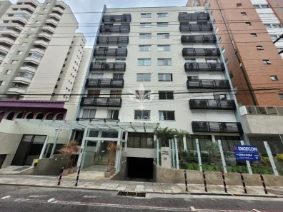 Apartamento com 2 Quartos para alugar, 80m² no Centro, Florianópolis
