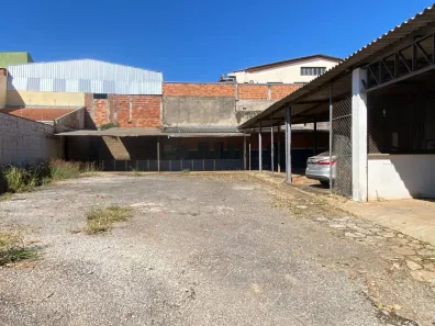 Imóvel Comercial para alugar, 97m² no Jardim Novo Bongiovani, Presidente Prudente