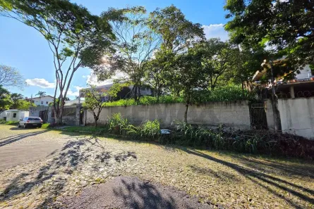 Lote/Terreno à venda, 1000m² no São Luiz, Belo Horizonte
