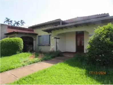 Casa com 2 Quartos à venda, 231m² no Jardim Niagara, Jardinópolis