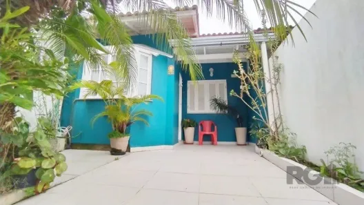 Casa com 2 Quartos à venda, 138m² no Hípica, Porto Alegre