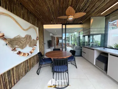 Casa de Condomínio com 4 Quartos para venda ou aluguel, 250m² no Bairro de Juquehy, São Sebastião
