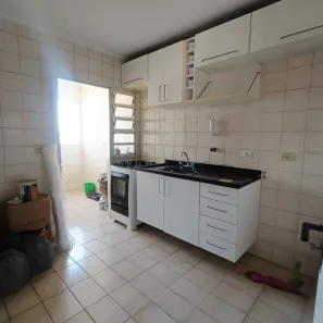 Apartamento com 2 Quartos para alugar, 56m² no Jardim Cláudia, São Paulo
