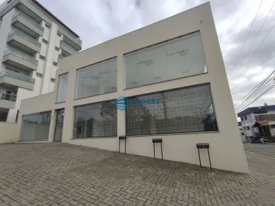 Imóvel Comercial para alugar, 380m² no Colina Sorriso, Caxias do Sul