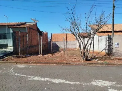 Lote/Terreno à venda, 200m² no Residencial Abussafe, Londrina
