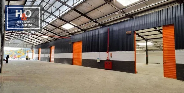 Galpão/Depósito/Armazém para alugar, 757m² no Vila Anastácio, São Paulo