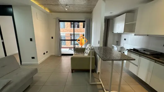 Apartamento com 2 Quartos para alugar, 60m² no Rebouças, Curitiba