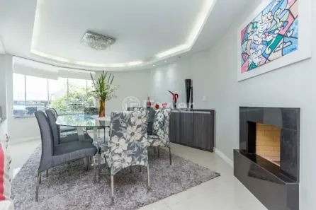 Sobrado com 3 Quartos à venda, 443m² no Santo Antônio, Porto Alegre