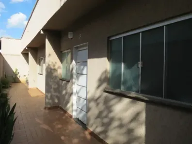 Casa de Condomínio com 2 Quartos para alugar, 60m² no Jardim América, Goiânia