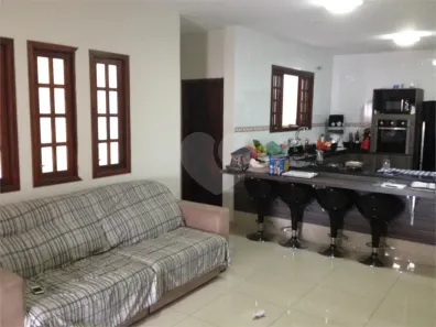 Sobrado com 2 Quartos à venda, 240m² no Vila Junqueira, Santo André