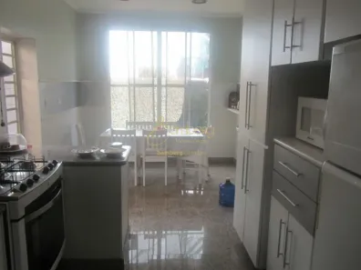 Casa com 5 Quartos para alugar, 450m² no Praia da Lagoa, São Paulo