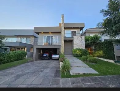 Casa de Condomínio com 3 Quartos para alugar, 120m² no São Vicente, Gravataí