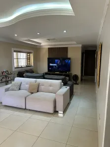 Casa com 4 Quartos à venda, 332m² no Setor Oeste, Goiânia