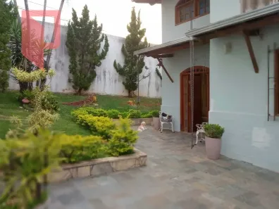 Casa com 4 Quartos à venda, 220m² no Itapoã, Belo Horizonte
