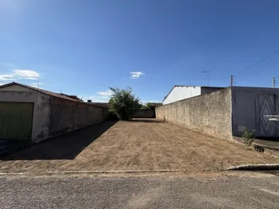 Lote/Terreno à venda, 335m² no Condomínio das Esmeraldas, Goiânia