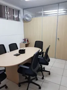 Sala Comercial para alugar, 70m² no Vila Scarpelli, Santo André