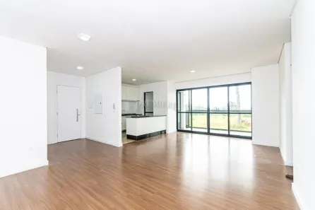 Apartamento com 2 Quartos para alugar, 101m² no Santo Inácio, Curitiba
