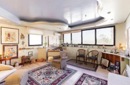 Sala Comercial à venda, 79m² no Três Figueiras, Porto Alegre